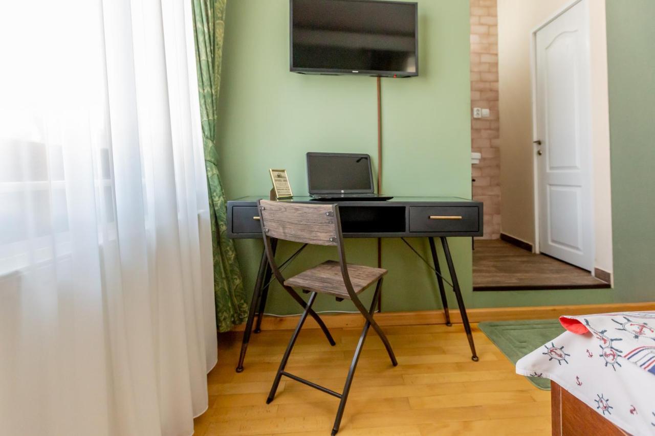 コンスタンツァ Casa Chintoan - Adult Only Bed & Breakfast エクステリア 写真