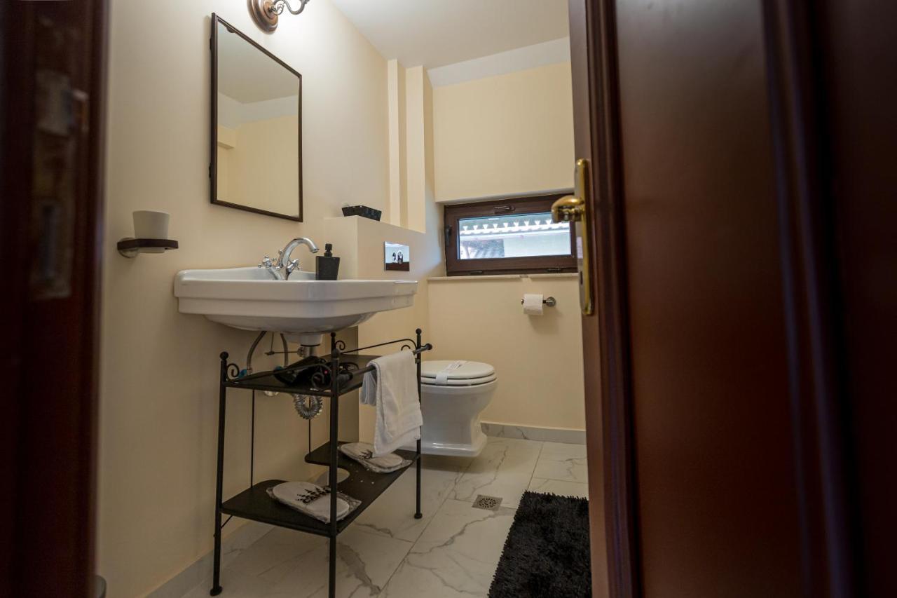 コンスタンツァ Casa Chintoan - Adult Only Bed & Breakfast エクステリア 写真