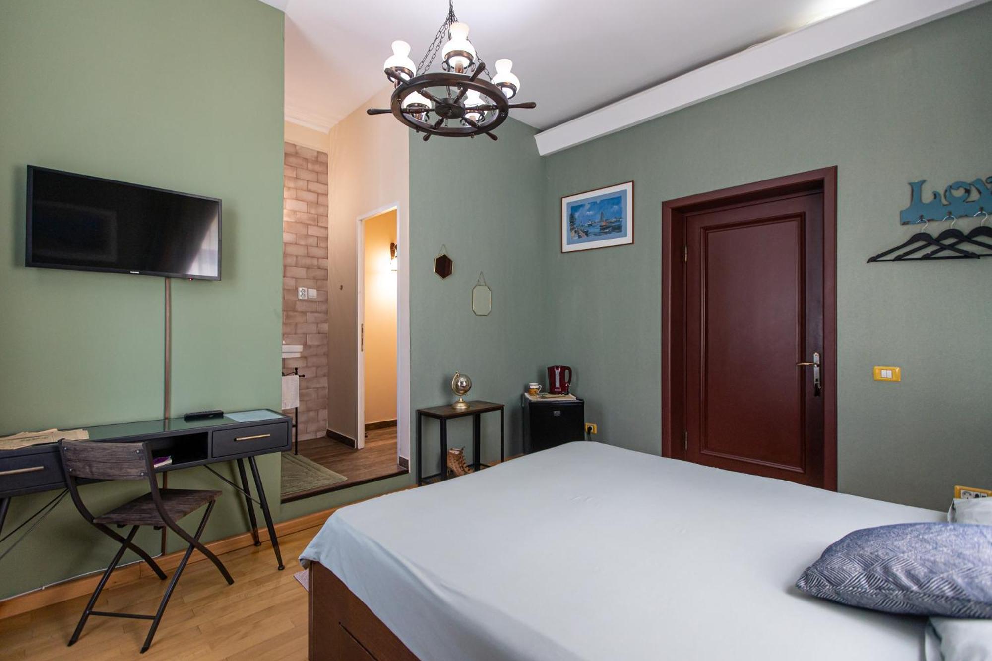 コンスタンツァ Casa Chintoan - Adult Only Bed & Breakfast エクステリア 写真