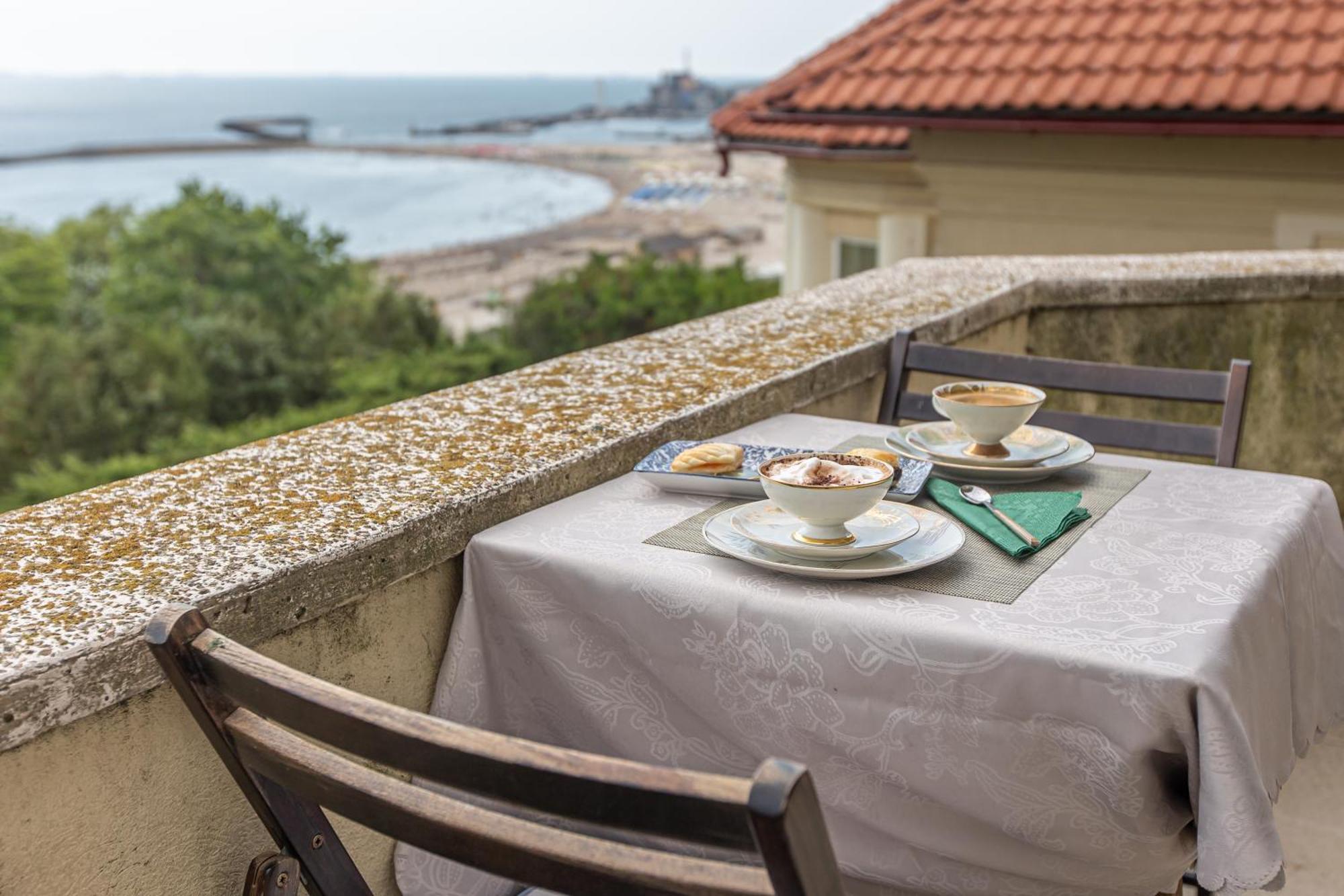 コンスタンツァ Casa Chintoan - Adult Only Bed & Breakfast エクステリア 写真